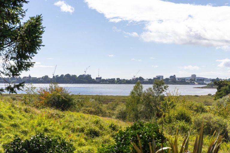 Photo of property in 252b Grange Road, Otumoetai, Tauranga, 3110