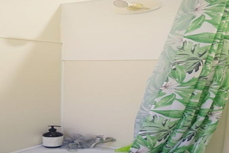 Photo of property in 71 Pirie Street, Mount Victoria, Wellington, 6011