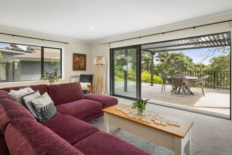 Photo of property in 37 Pohutukawa Drive, Athenree, Katikati, 3177