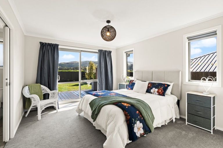 Photo of property in 95 Severn Street, Green Island, Dunedin, 9018