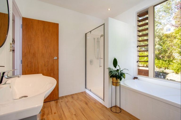 Photo of property in 2a Keirunga Road, Havelock North, 4130