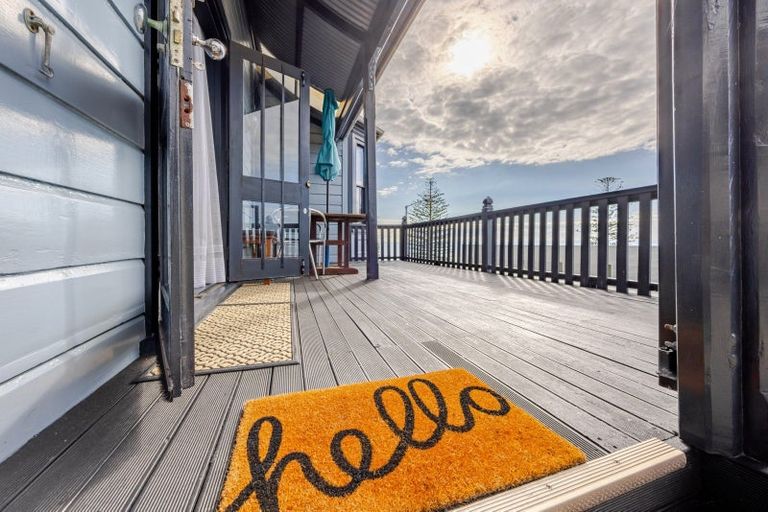 Photo of property in 4a Seaview Terrace, Bluff Hill, Napier, 4110