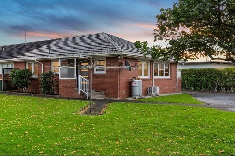 Photo of property in 3/1 Brook Street, Milford, Auckland, 0620