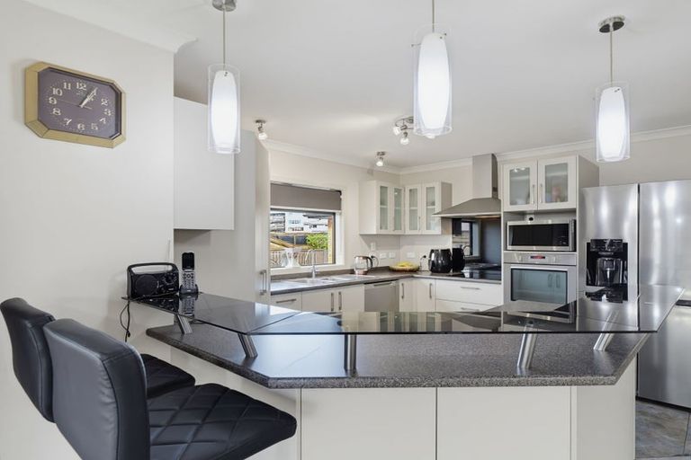 Photo of property in 5 Gilligan Close, College Estate, Whanganui, 4500