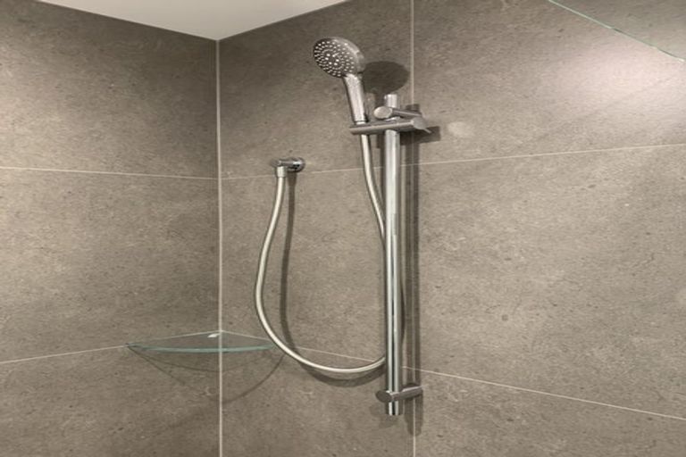 Photo of property in 4/58 Kemp Road, Massey, Auckland, 0614