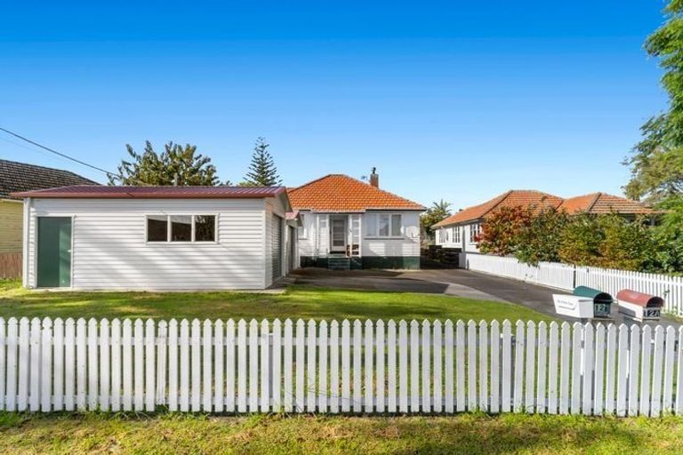 Photo of property in 12 Anzac Road, Gate Pa, Tauranga, 3112