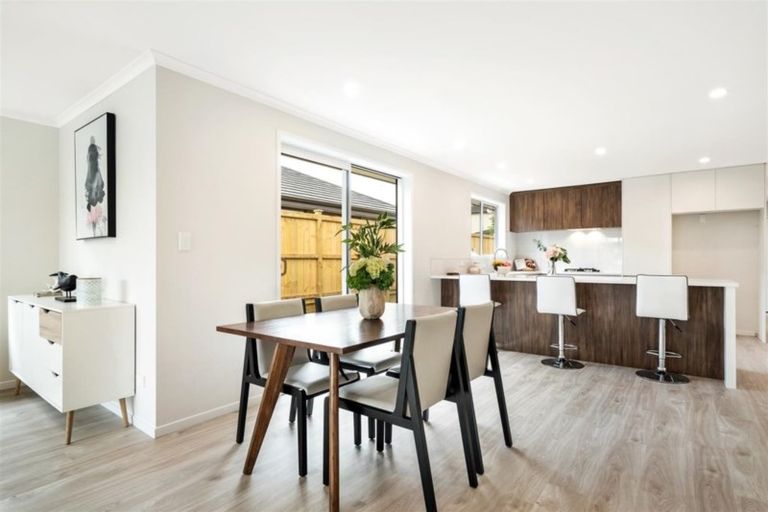 Photo of property in 11 Lusitano Drive, Karaka, Papakura, 2113