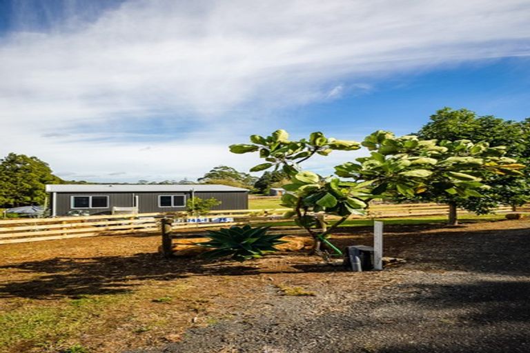 Photo of property in 76 Riddell Road, Kerikeri, 0230