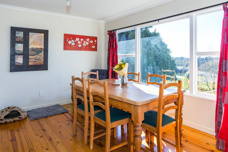 Photo of property in 12 Coulter Place, Geraldine, 7930