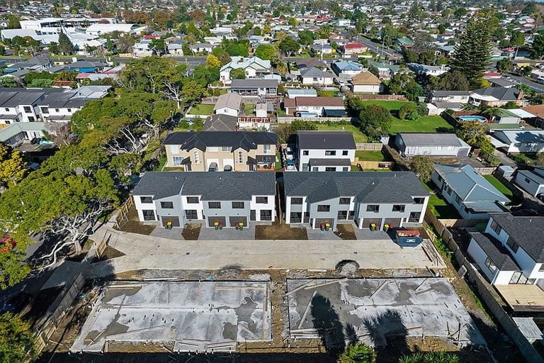 Photo of property in 8e Kent Road, Manurewa, Auckland, 2102