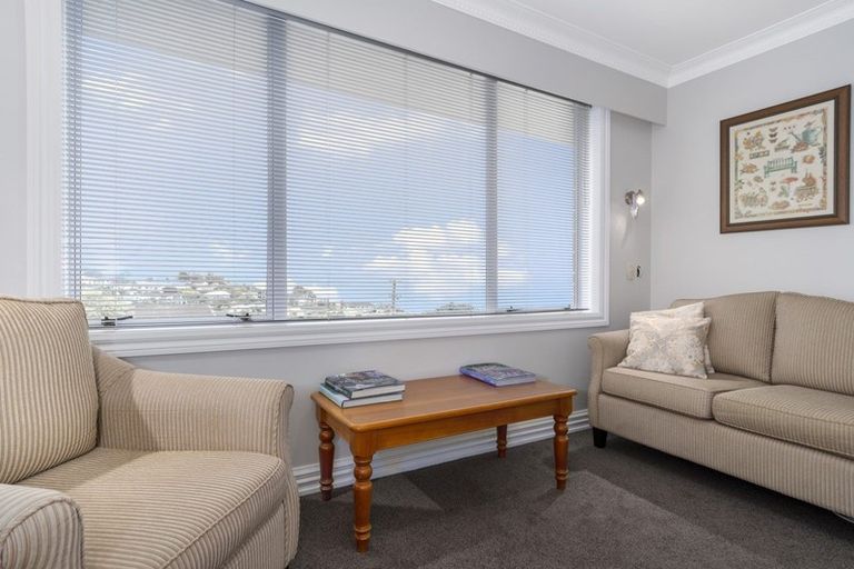 Photo of property in 63 Harbour View Road, Omokoroa, 3114