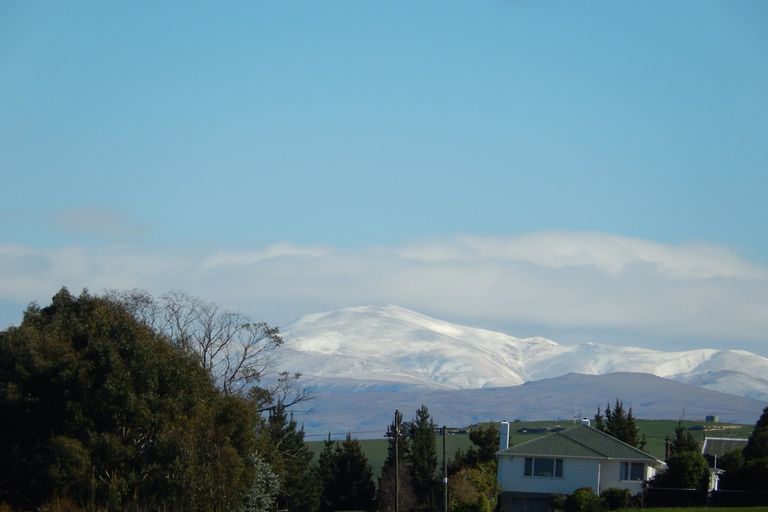 Photo of property in 10 Dove Grove, Westmorland, Christchurch, 8025