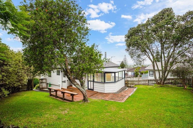 Photo of property in 14 Clearview Heights, Ranui, Auckland, 0612