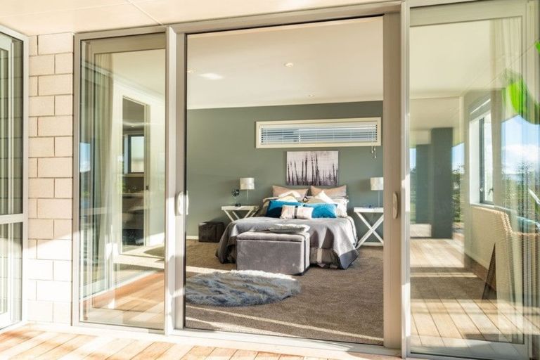 Photo of property in 40 Mariners Haven, One Tree Point, 0118