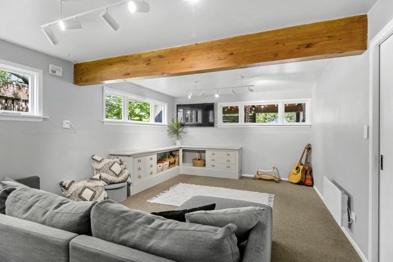 Photo of property in 10 Archdall Place, Avonhead, Christchurch, 8042