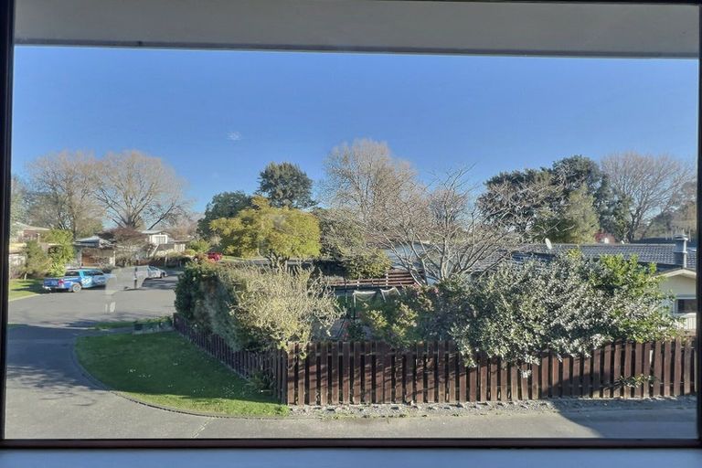 Photo of property in 2/27 Islington Place, Tamatea, Napier, 4112