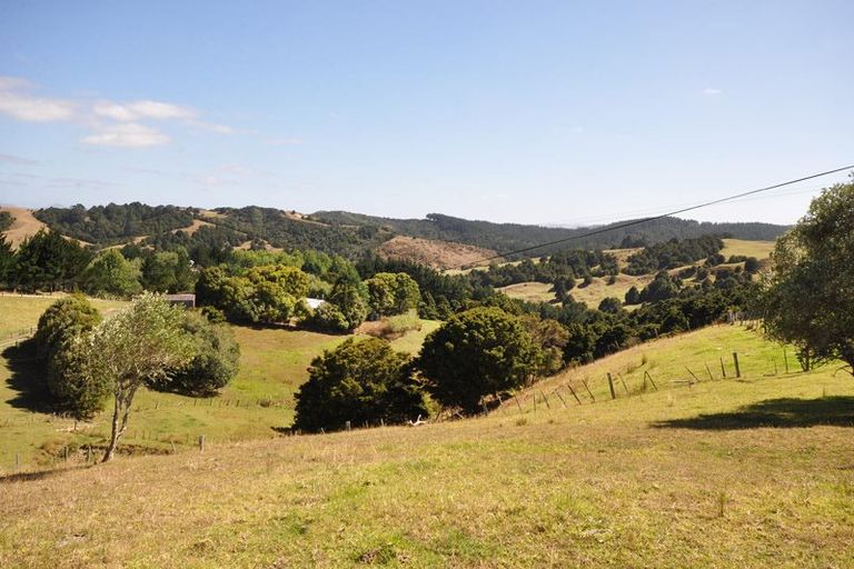 Photo of property in 274 Porter Road, Paparoa, 0571