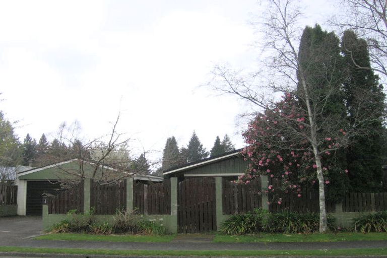 Photo of property in 1 Mildred Place, Springfield, Rotorua, 3015