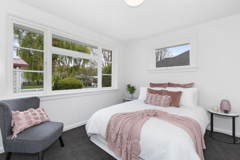Photo of property in 1/82 Quinns Road, Shirley, Christchurch, 8013