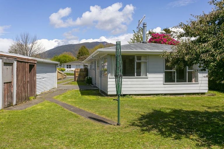 Photo of property in 18 Poihaere Street, Turangi, 3334
