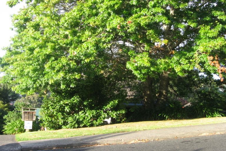 Photo of property in 1/62 Lynden Avenue, Hillcrest, Auckland, 0627