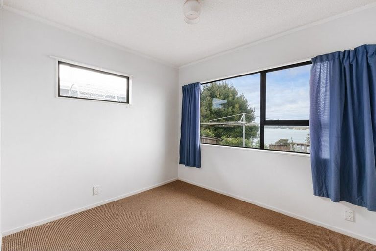 Photo of property in 87 Harbour View Road, Omokoroa, 3114