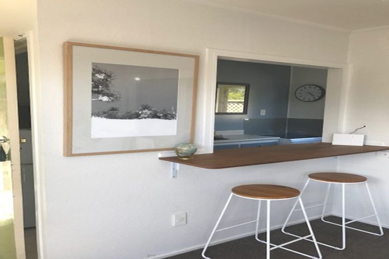 Photo of property in 2/328 Lake Road, Hauraki, Auckland, 0622