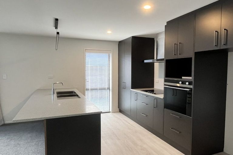 Photo of property in 114 Broadway Parade, Rolleston, 7615