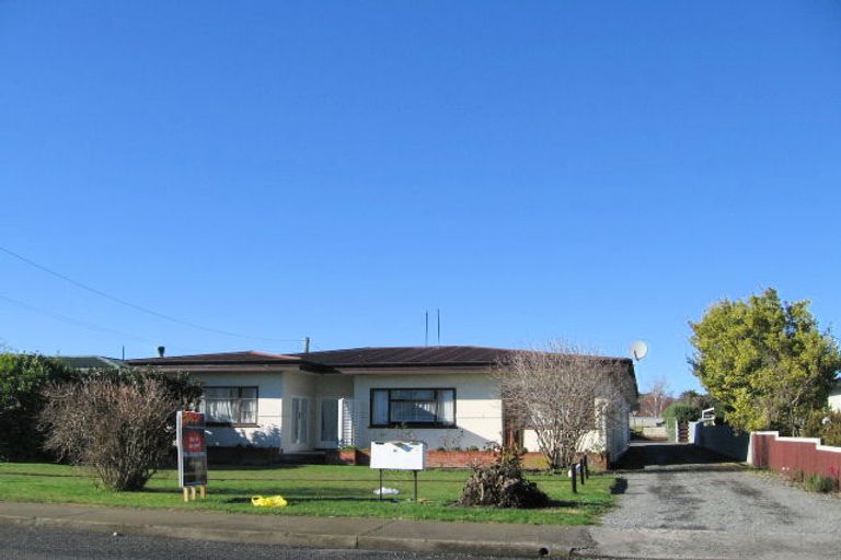 Photo of property in 114 Lumsden Road, Akina, Hastings, 4122