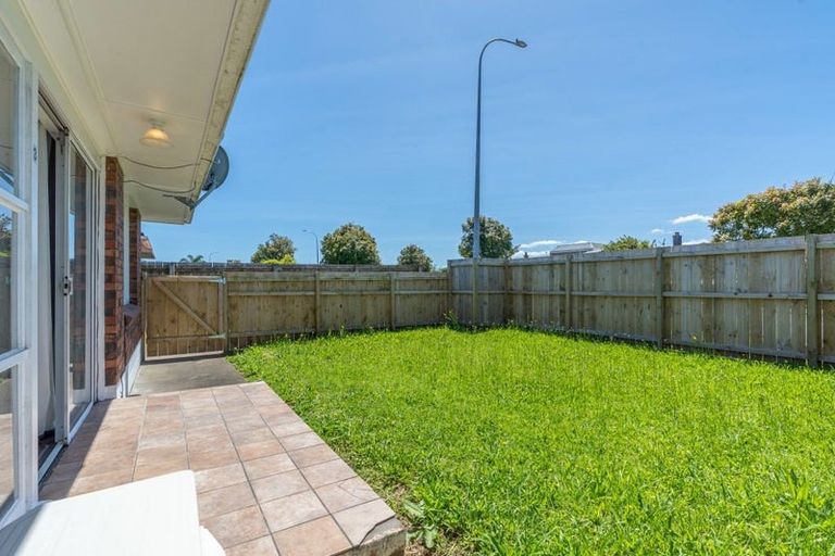 Photo of property in 3/68 Rangitoto Road, Papatoetoe, Auckland, 2025