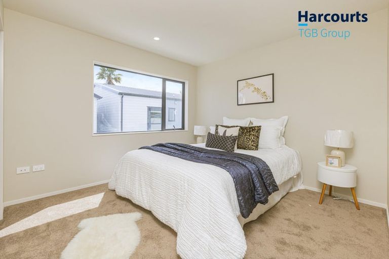 Photo of property in 3/43 Clevedon Road, Papakura, 2110