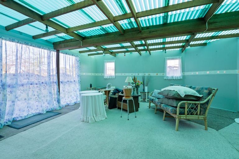 Photo of property in 12 Minifie Avenue, Melville, Hamilton, 3206