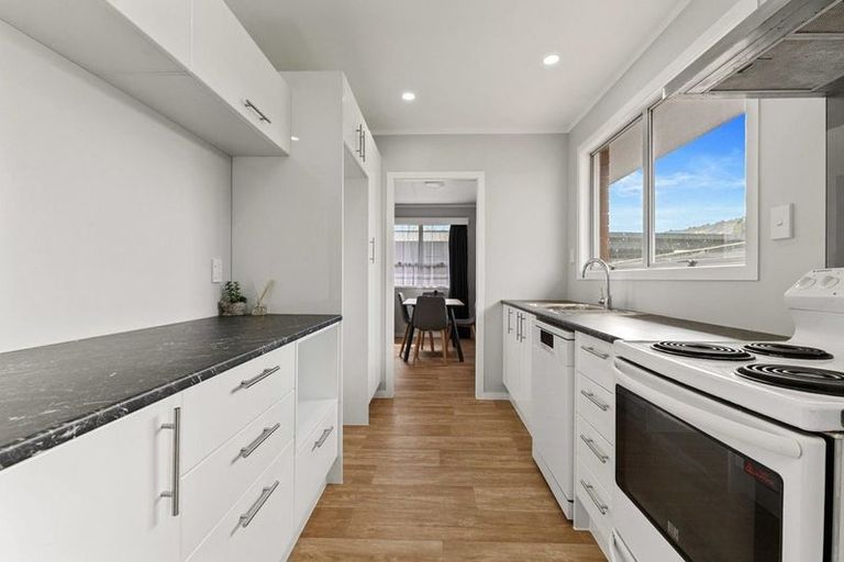 Photo of property in 7 Hinau Street, Pukehangi, Rotorua, 3015