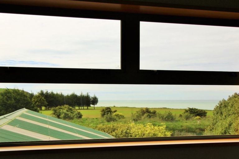 Photo of property in 192 Beach Road, Awamoa, Oamaru, 9495