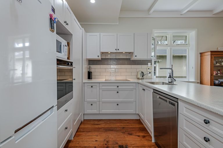 Photo of property in 58 Stanley Avenue, Palmerston North, 4414