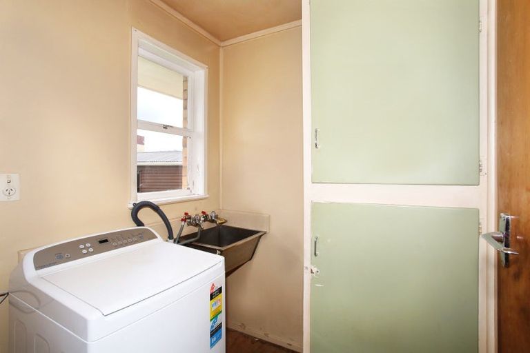 Photo of property in 108 Settlement Road, Papakura, 2110