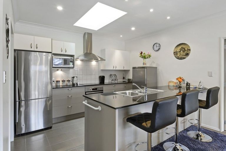 Photo of property in 4 Benjamin Mountfort Close, Hillmorton, Christchurch, 8024