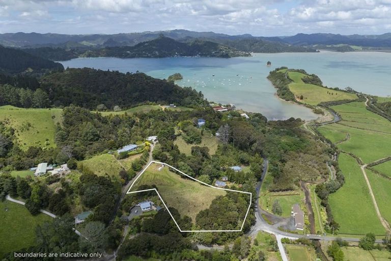 Photo of property in 14 Campbell Road, Totara North, Kaeo, 0479