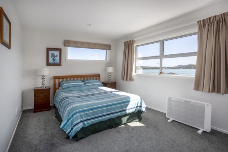 Photo of property in 17 John Burke Drive, Aotea, Porirua, 5024