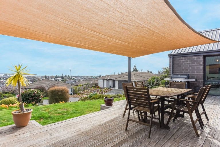 Photo of property in 12 Norfolk Place, Stoke, Nelson, 7011