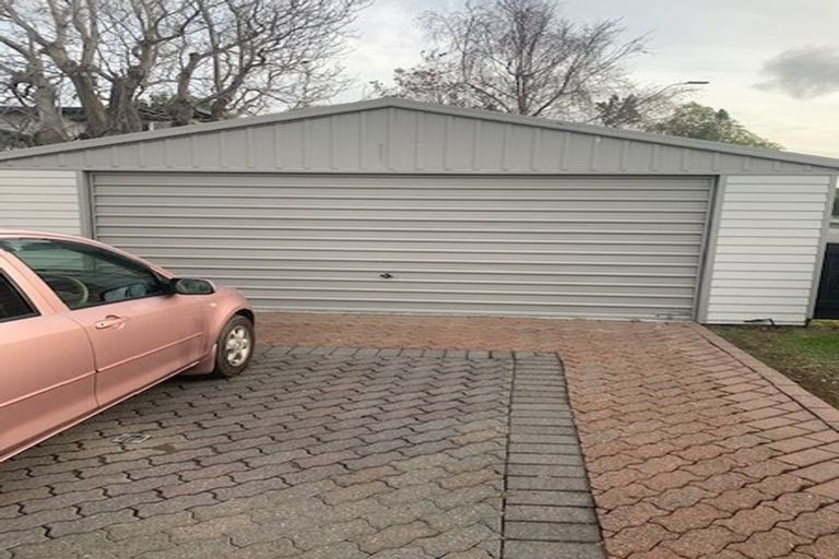 Photo of property in 996 Tremaine Avenue, Roslyn, Palmerston North, 4414