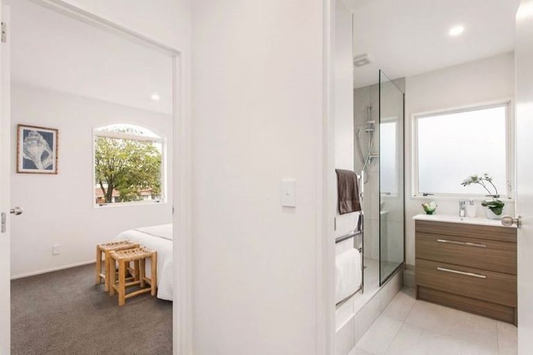 Photo of property in 2/100 Rossall Street, Merivale, Christchurch, 8014