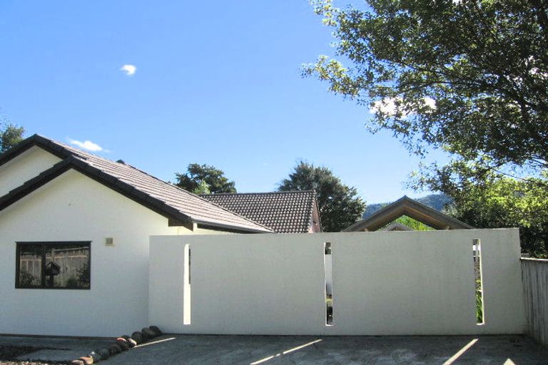 Photo of property in 19 Mccarthy Grove, Clouston Park, Upper Hutt, 5018