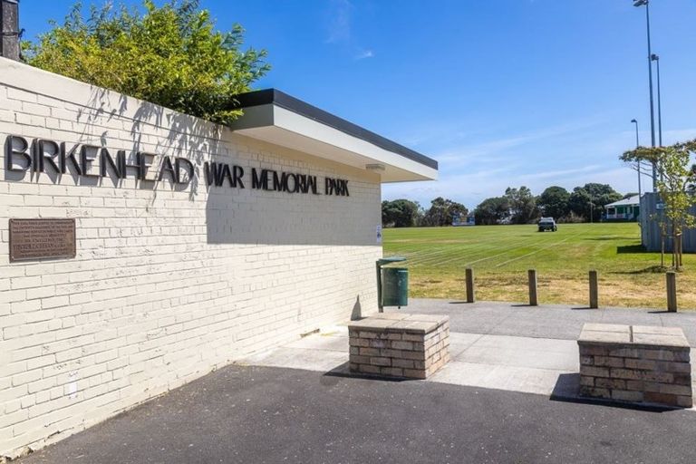 Photo of property in 3/16 Mahara Avenue, Birkenhead, Auckland, 0626