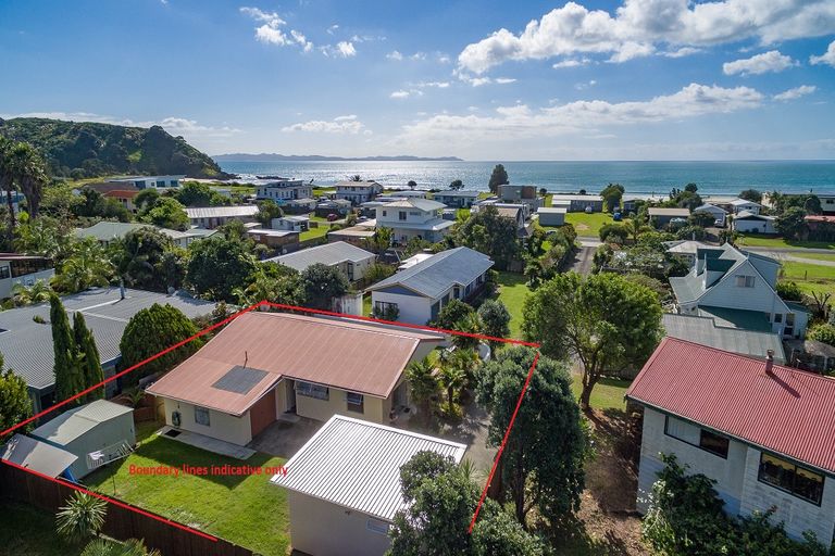 Photo of property in 42 Adamson Road, Taipa, 0420