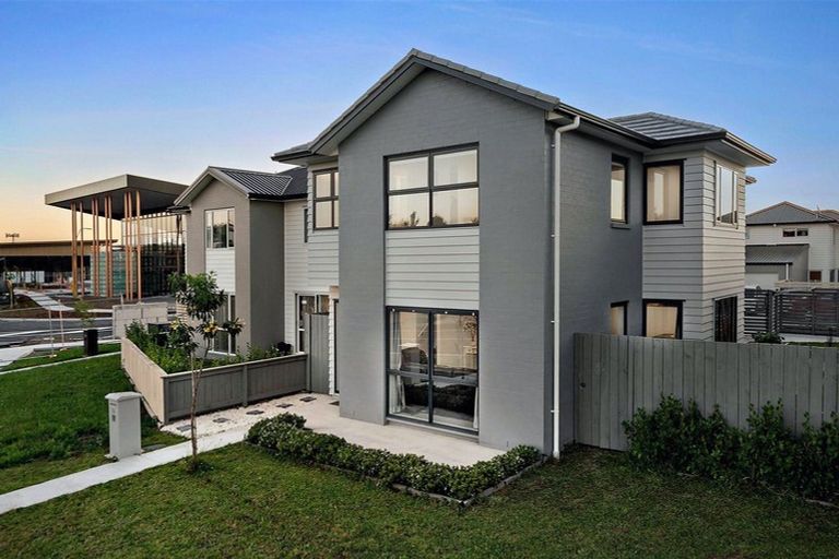 Photo of property in 56 Arion Road, Takanini, 2112