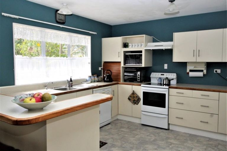 Photo of property in 110 Grey Street, Woodville, 4920