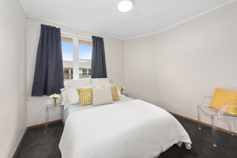 Photo of property in 9 Oregon Drive, Maoribank, Upper Hutt, 5018