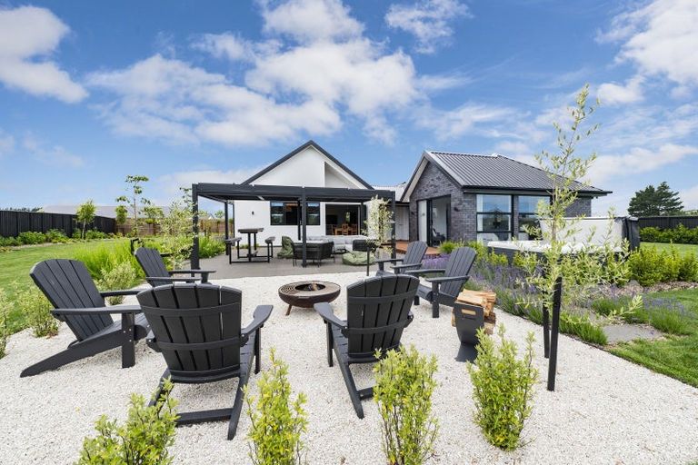 Photo of property in 42 Ridgeland Way, West Melton, 7618