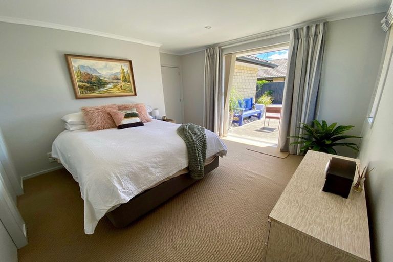 Photo of property in 77 Doncaster Drive, Papamoa Beach, Papamoa, 3118